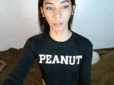 Snapshot of perly_169 chatting on January 19, 4:01 am perly 169 online show from January 19, 4:01 am