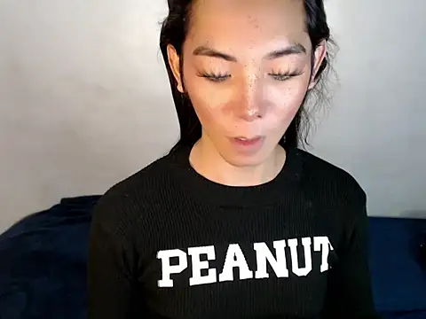 Snapshot of perly_169 chatting on March 9, 8:40 am perly 169 online show from March 9, 8:40 am