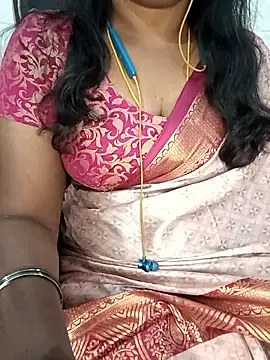 Snapshot of Tamil-hotwife chatting on March 7, 4:04 pm Tamil-hotwife online show from March 7, 4:04 pm