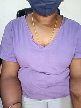 Snapshot of Tamil-hotwife chatting on March 9, 8:51 am Tamil-hotwife online show from March 9, 8:51 am