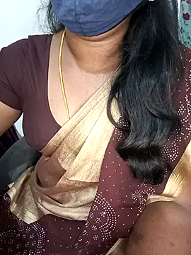 Snapshot of Tamil-hotwife chatting on March 12, 4:57 pm Tamil-hotwife online show from March 12, 4:57 pm