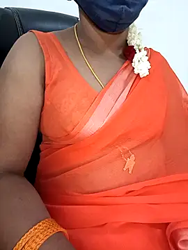 Snapshot of Tamil-hotwife chatting on March 13, 4:57 pm Tamil-hotwife online show from March 13, 4:57 pm