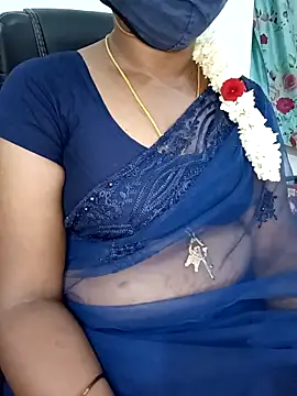 Snapshot of Tamil-hotwife chatting on April 16, 6:09 pm Tamil-hotwife online show from April 16, 6:09 pm
