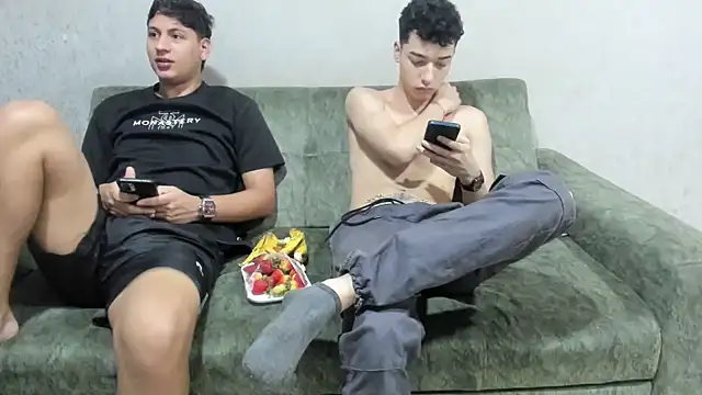 pelusos mens online show from January 19, 1:26 pm