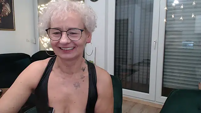 Hot Ann52 online show from December 19, 6:01 pm