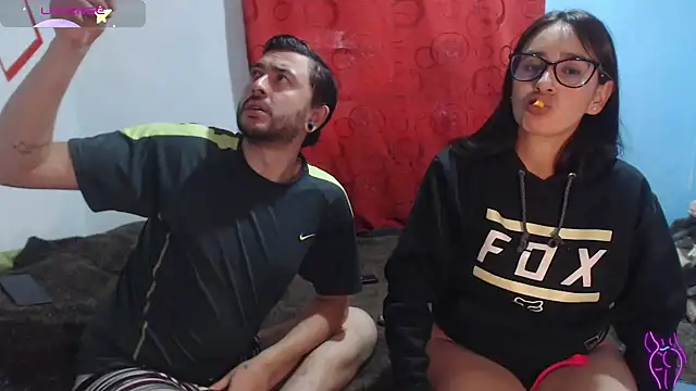 Snapshot of party2col chatting on December 18, 3:33 pm party2col online show from December 18, 3:33 pm