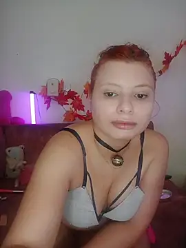 Snapshot of lilac_night33 chatting on October 15, 7:58 pm lilac night33 online show from October 15, 7:58 pm