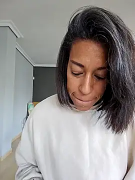 Snapshot of Goldenlace chatting on March 13, 12:13 pm Goldenlace online show from March 13, 12:13 pm