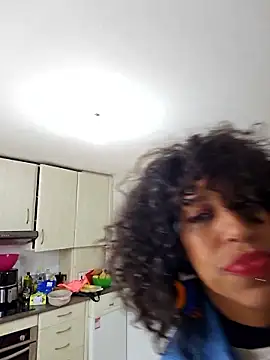 Snapshot of Goldenlace chatting on October 20, 3:34 pm Goldenlace online show from October 20, 3:34 pm