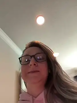 Vivian MayXxX online show from March 2, 3:37 pm