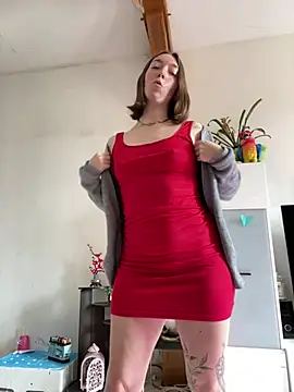 Snapshot of Daisy_Michto_Officiel chatting on March 4, 1:28 pm Daisy Michto Officiel online show from March 4, 1:28 pm