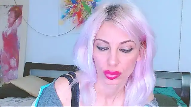 HoneyLara online show from March 16, 2:10 am