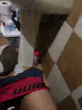 Snapshot of stuard-19 chatting on October 6, 8:28 pm stuard-19 online show from October 6, 8:28 pm