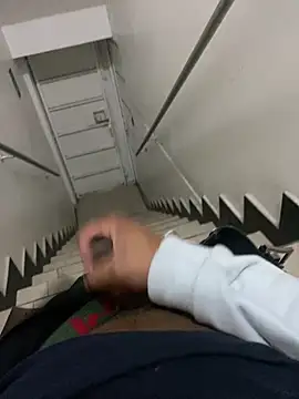 Snapshot of stuard-19 chatting on October 12, 3:27 am stuard-19 online show from October 12, 3:27 am