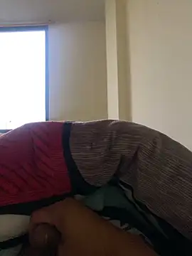 Snapshot of stuard-19 chatting on October 27, 11:25 am stuard-19 online show from October 27, 11:25 am