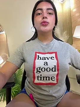 HotstuffCherrySummer online show from February 4, 5:53 am