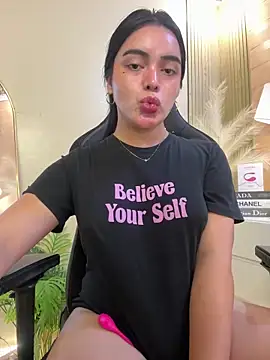 HotstuffCherrySummer online show from February 20, 8:50 am