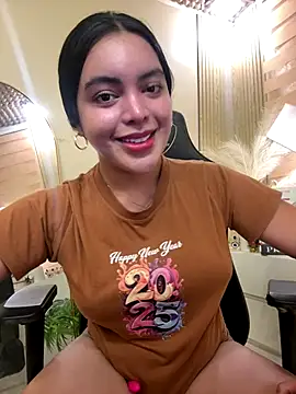 HotstuffCherrySummer online show from October 14, 7:53 am