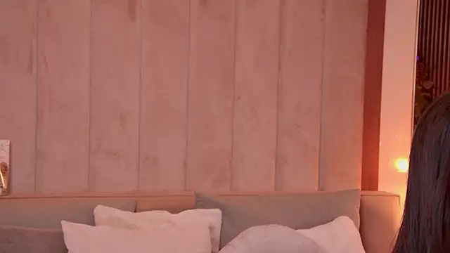 kaya b online show from April 22, 7:26 pm