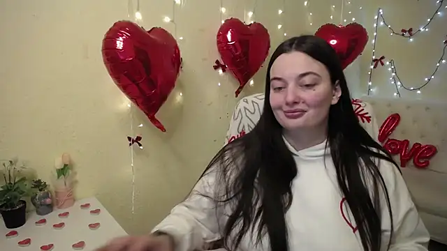 Snapshot of MilanaPrice chatting on February 10, 7:29 pm MilanaPrice online show from February 10, 7:29 pm