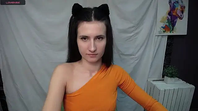 Snapshot of MaryEm976 chatting on February 23, 9:11 am MaryEm976 online show from February 23, 9:11 am