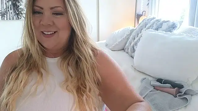 JESS LOVES online show from April 5, 2:58 pm