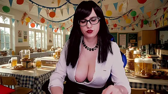 RoseBlooom online show from October 3, 4:26 pm