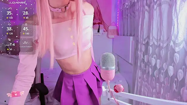 mia kawaii05 online show from April 11, 11:20 pm