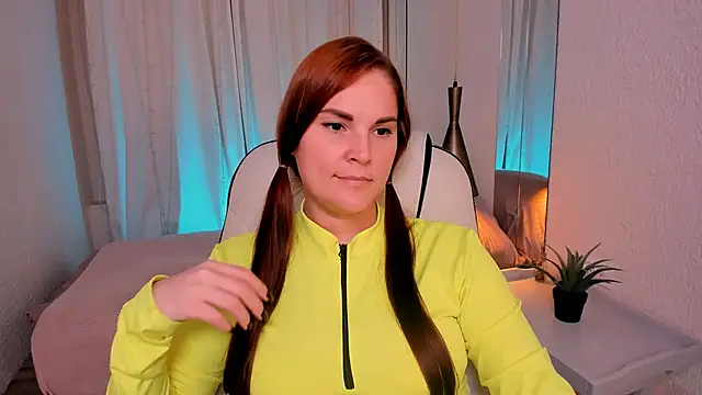 Ellis Foxy online show from February 2, 3:10 am