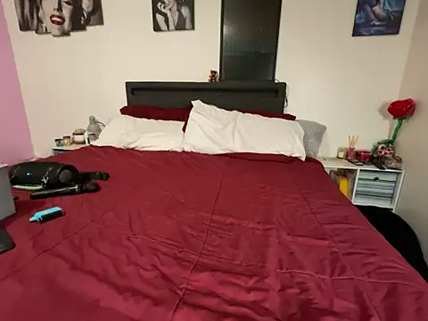 AngelSinz69 online show from February 6, 9:17 pm