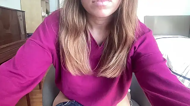 Mollyy998 online show from October 5, 2:37 pm