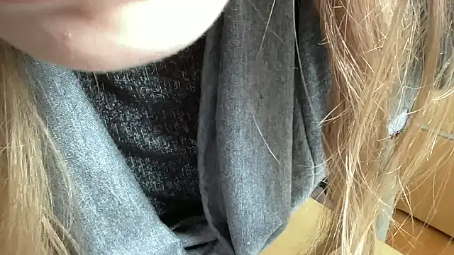 Mollyy998 online show from November 8, 11:10 am