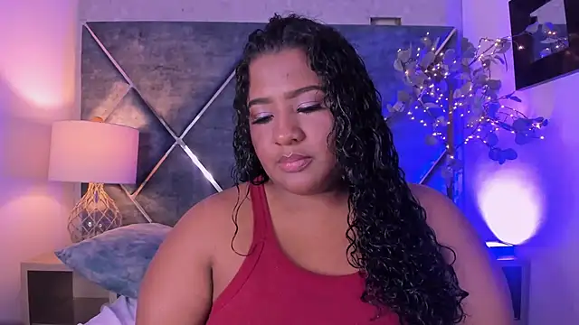 Snapshot of DannaFalco25 chatting on January 4, 2:56 pm DannaFalco25 online show from January 4, 2:56 pm