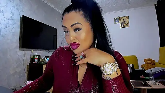 Brendaxx1 online show from May 27, 8:39 pm