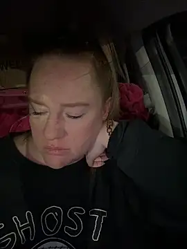 Snapshot of cinnatitties chatting on November 5, 6:57 am cinnatitties online show from November 5, 6:57 am