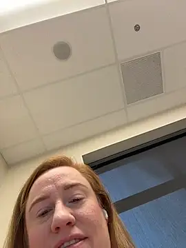 Snapshot of cinnatitties chatting on December 16, 3:50 pm cinnatitties online show from December 16, 3:50 pm