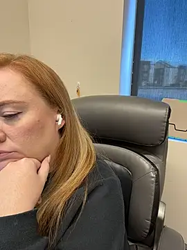 Snapshot of cinnatitties chatting on January 8, 4:31 pm cinnatitties online show from January 8, 4:31 pm