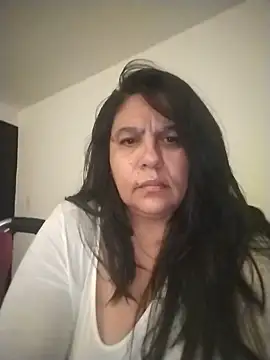 Snapshot of Vilainemarie chatting on June 21, 3:47 pm Vilainemarie online show from June 21, 3:47 pm