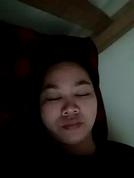 Snapshot of Hotbaby_1523 chatting on July 15, 2:39 am Hotbaby 1523 online show from July 15, 2:39 am