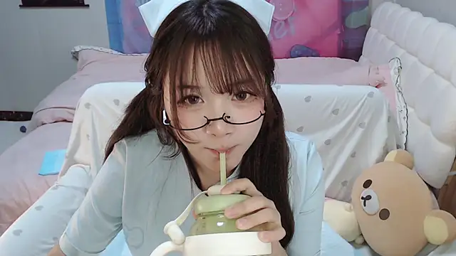 Sakura Anne online show from February 20, 3:08 pm