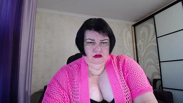 JuicyLady Di online show from October 24, 4:42 am