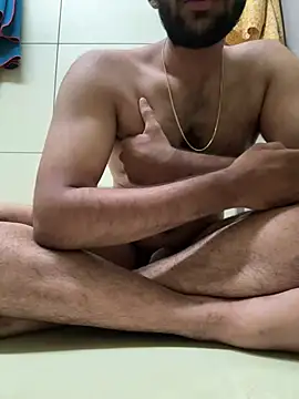 Snapshot of boys_fun32 chatting on May 10, 7:02 am boys fun32 online show from May 10, 7:02 am