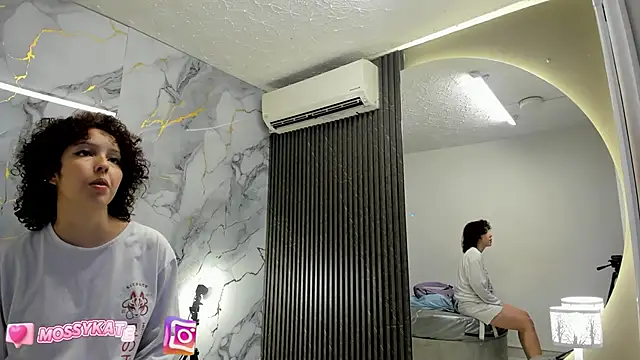 Katemoss70 online show from January 27, 12:05 pm