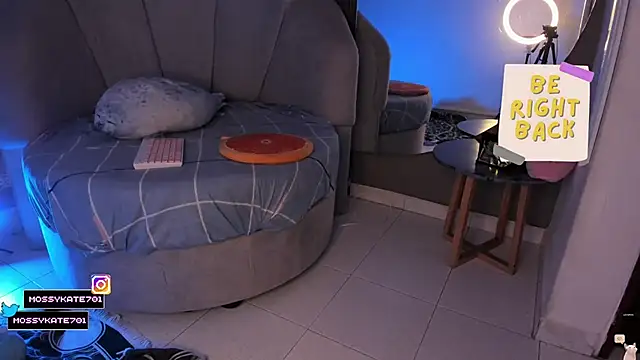 Katemoss70 online show from February 27, 12:38 pm