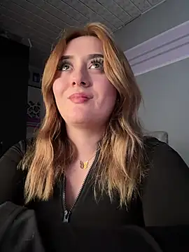 Sam Thompsoon  online show from February 11, 6:33 pm