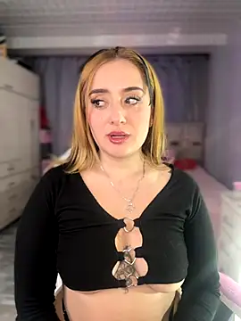 Sam Thompsoon  online show from September 16, 2:45 am