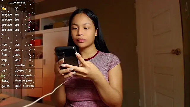 venusangelicxx online show from March 29, 7:25 pm