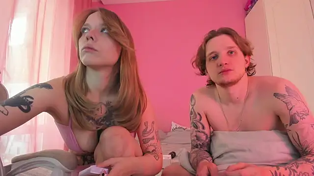 Snapshot of keyli_ink chatting on May 12, 6:54 am keyli ink online show from May 12, 6:54 am