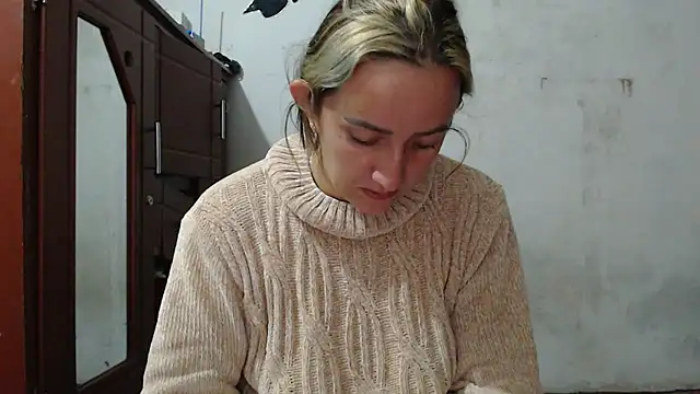 DeepAnal07 online show from April 12, 8:19 am