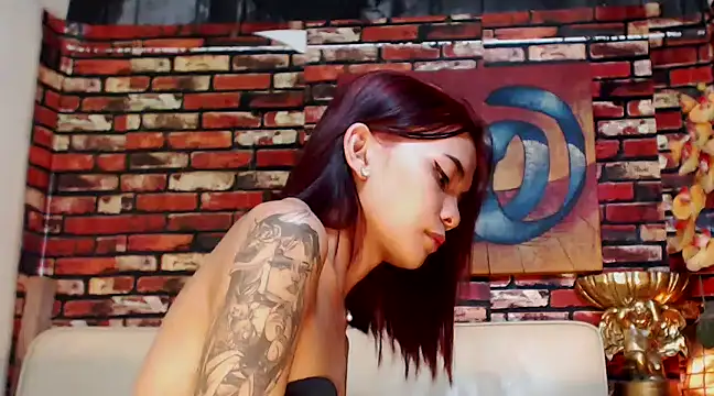 juicyCOCKeva online show from January 14, 5:51 am